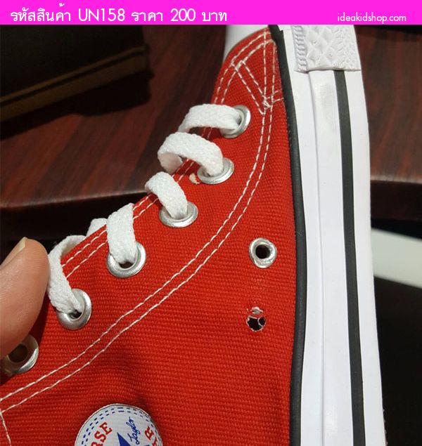 รองเท้าผ้าใบหุ้มข้อ สไตล์ Converse สีแดงขาว(ตำหนิ)