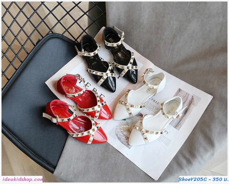 รองเท้ารัดส้นหนังแก้ว Valentino สีดำ