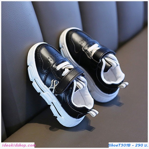 รองเท้าผ้าใบ NY MLB สีดำ