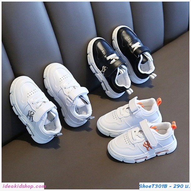 รองเท้าผ้าใบ NY MLB สีดำ