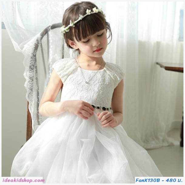 เดรสเจ้าหญิง ผ้าลูกไม้ แต่งคริสตัล สีขาว
