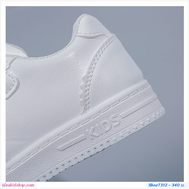 รองเท้าผ้าใบ สีขาว