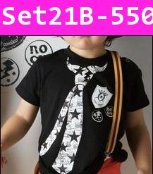 ชุดเสื้อดำ กางเกงส้มและเข็มขัดเอี้ยม